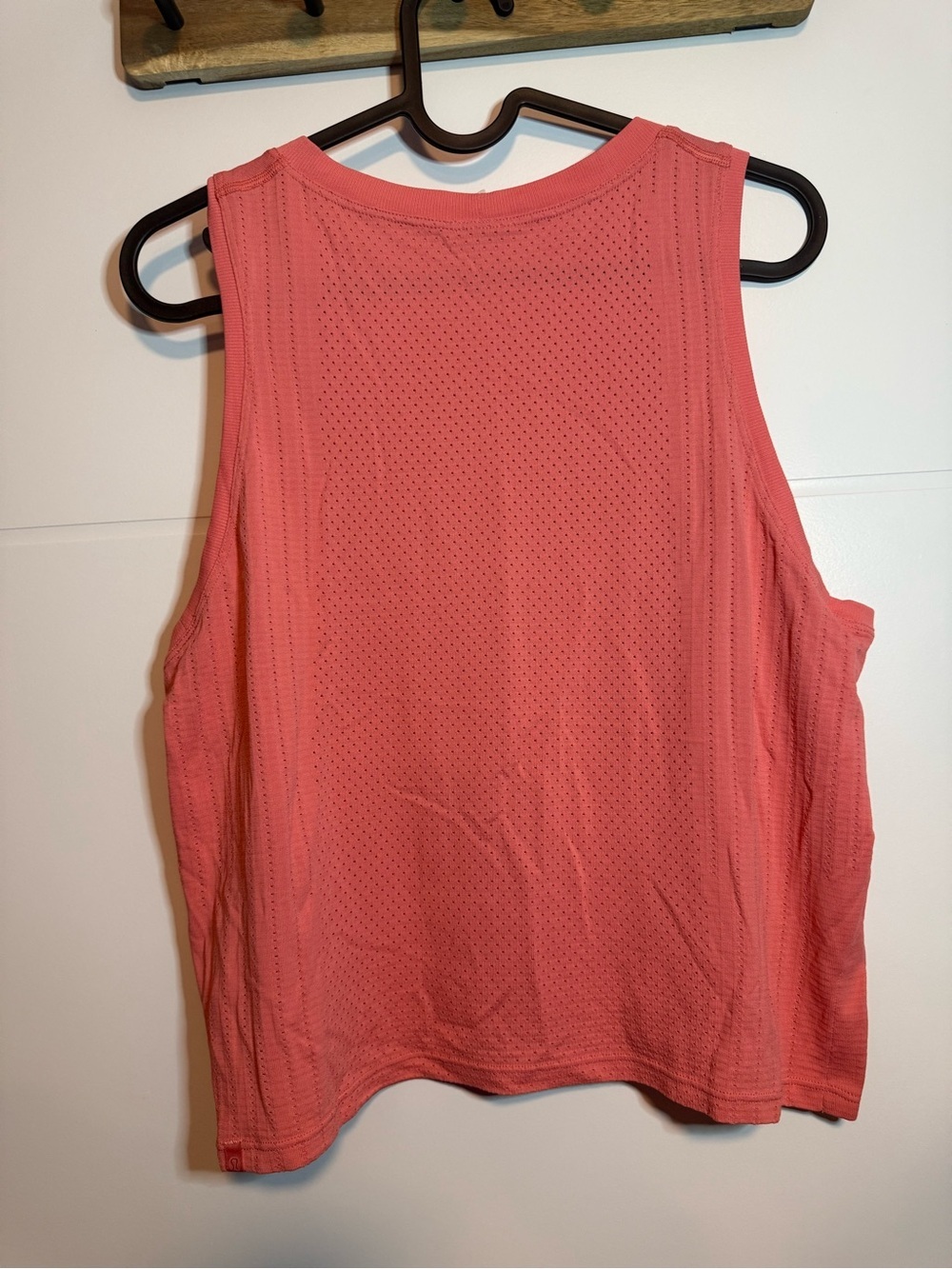 Lululemon Train To Be Tank - Picture 4 of 6